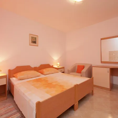 Vila House 
